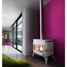 Печь-камин чугунный Invicta Bradford в интерьере Амазонка бай фото в Новополоцке