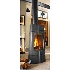 Печь-камин чугунный Invicta Chamane 14 в интерьере Амазонка бай фото  в Новополоцке