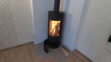 Стильная печь-камин с шамотом Мета-Бел Селигер в Новополоцке фото в интерьере в Новополоцке