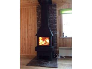 Недорогой камин Бавария 3 стекла чёрная фото в интерьере в Новополоцке