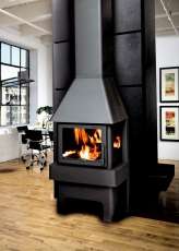 Недорогой камин Бавария 3 стекла чёрная фото в интерьере хай-тек в Новополоцке