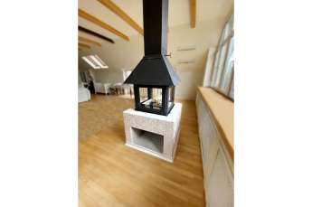 Стальной камин Эклипс островной 4D графит фото в интерьере в Новополоцке