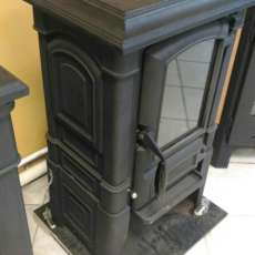 Печь-камин чугунный FireWay Bruno в интерьере чёрный Амазонка бай фото в Новополоцке