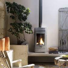 Печь-камин Invicta Cassine чугун в интерьере Амазонка бай фото в Новополоцке