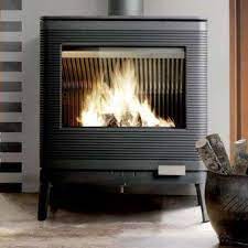 Печь-камин чугунный Invicta Kazan в интерьере Амазонка бай фото в Новополоцке