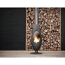 Печь-камин чугунный Invicta Ove в интерьере Амазонка бай фото в Новополоцке