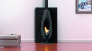 Печь-камин чугунный Invicta OVATIO в интерьере Амазонка бай фото в Новополоцке