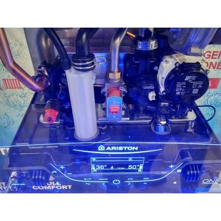 Конденсационный газовый котел Ariston GENUS ONE SYSTEM 24 в Новополоцке